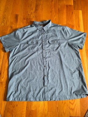 Croft & Barrow Men's Short-Sleeve Button-Up Shirt in Blue